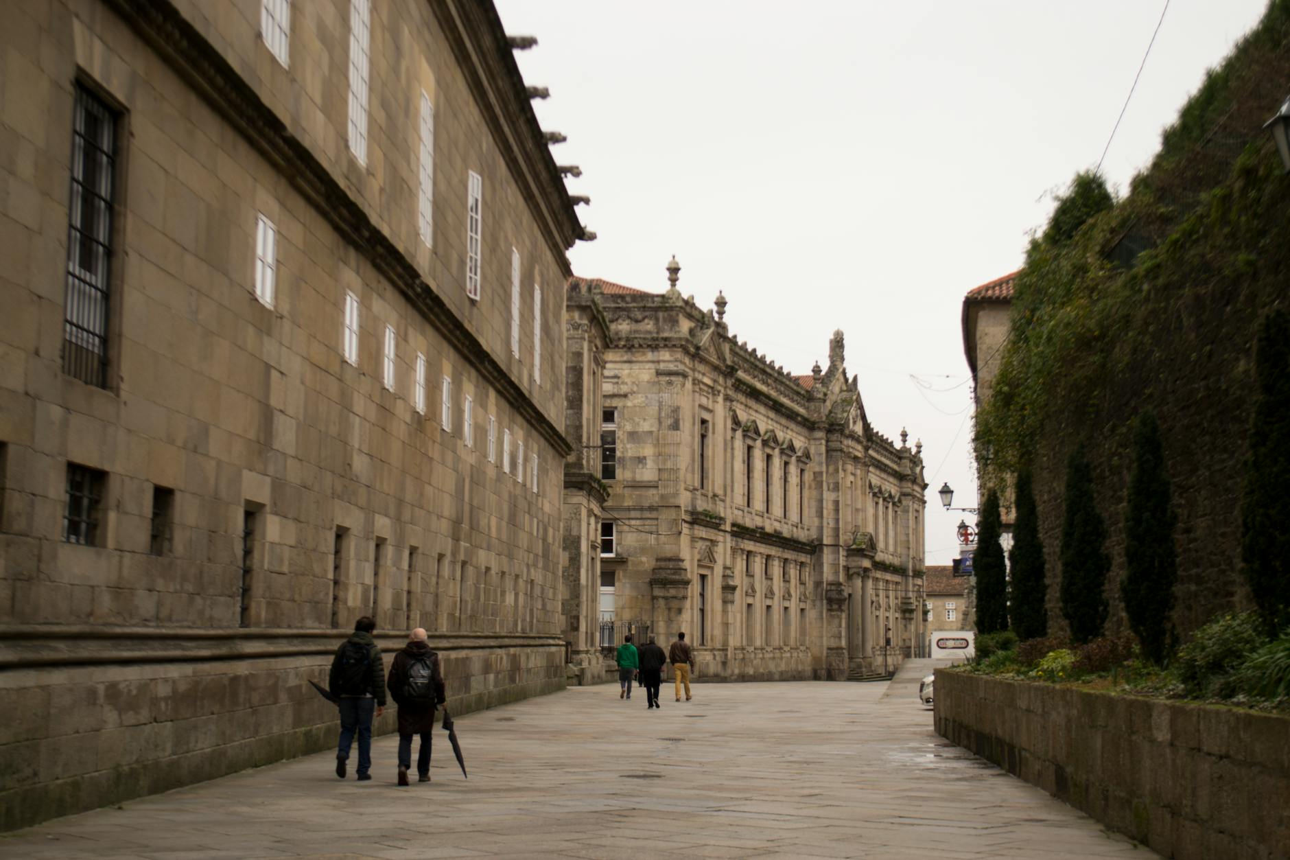 Recorrido por el Centro Histórico de Santiago: Arquitectura Colonial y Cultura Dominicana