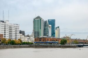 Paseo Marítimo de Puerto Plata: Playas, Gastronomía y Vida Nocturna