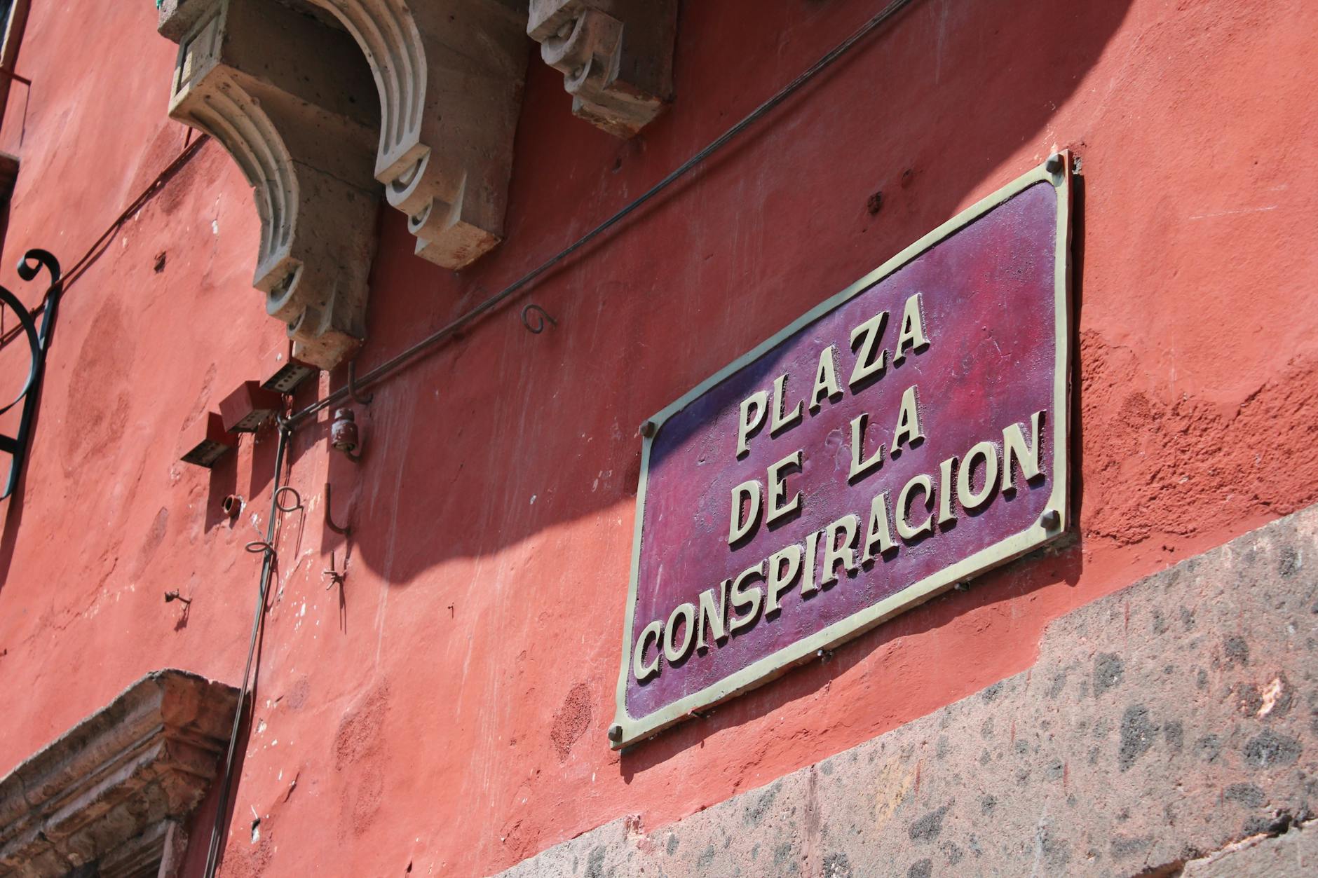 Tour por la Cuna de la Poesía: Recorrido Literario en San Pedro de Macorís