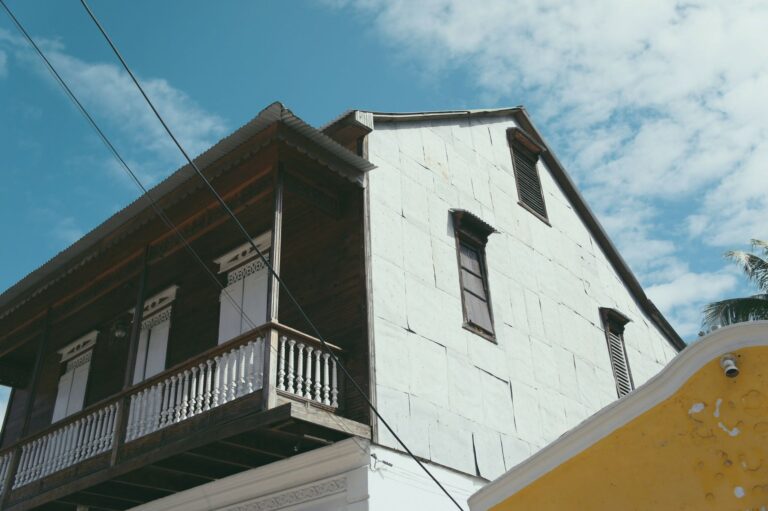 Explora la historia en Santiago de los Caballeros