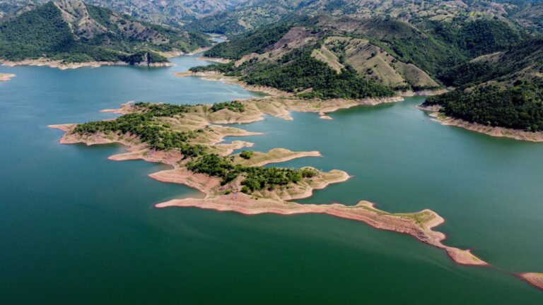 Descubre el Encanto de Jimaní: Un Destino de Aventura en República Dominicana
