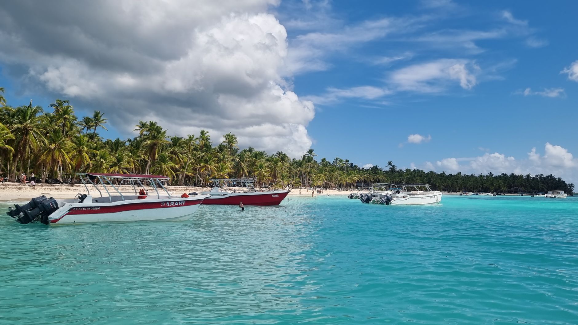 Explora las Playas Exclusivas de La Romana